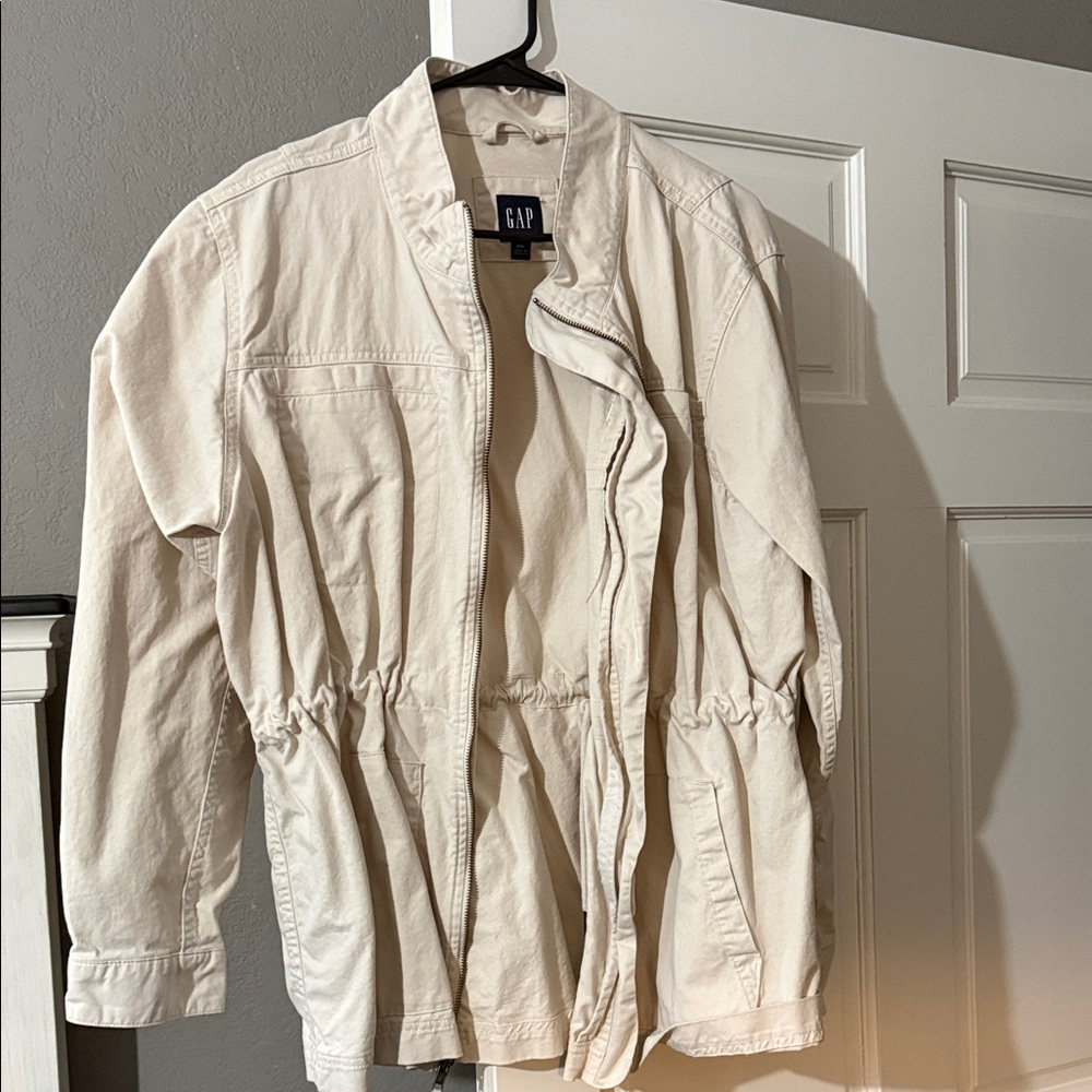 Gap spring coat!